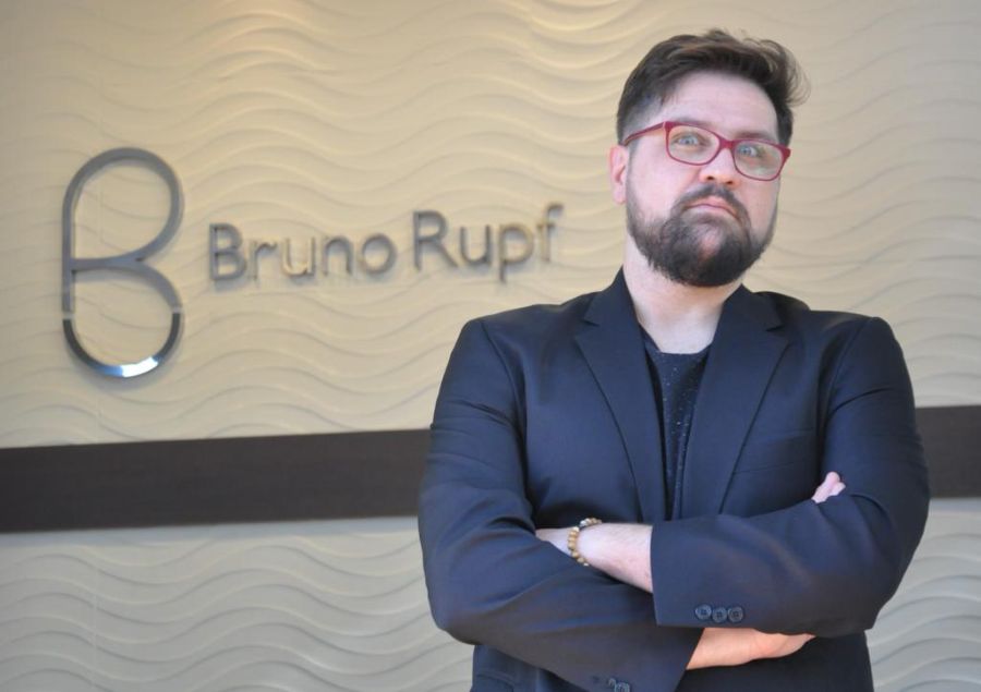 Bruno Rupf - Foto Acervo Pessoal / Renato Cipriano - Divulgação