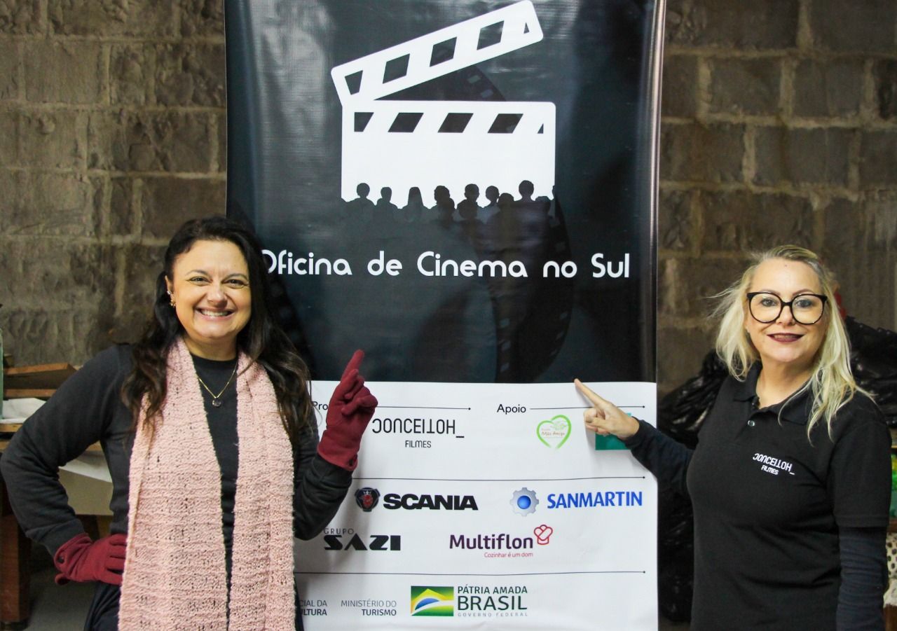 Carla Fioroni e Adri Tolardo no Projeto Oficina de Cinema no Sul - Crédito da Foto: Bernardo Tolardo